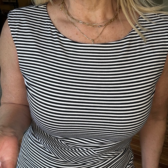 White House black market dress - Picture 4 of 6